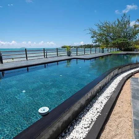 Duplex Skyline, 3 Bedroom En Suite, Beachfront
